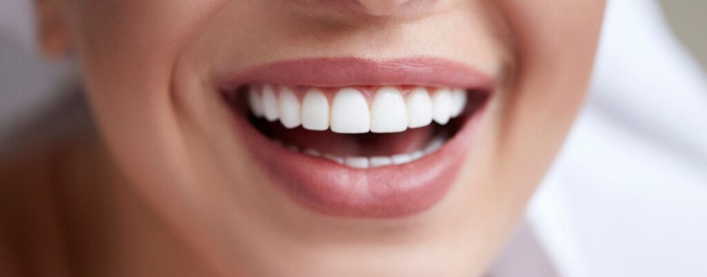 Teeth | Featured image for the Keeping Your Smile: Tips for Cleaning Your Teeth blog by Pearl Denture Studio